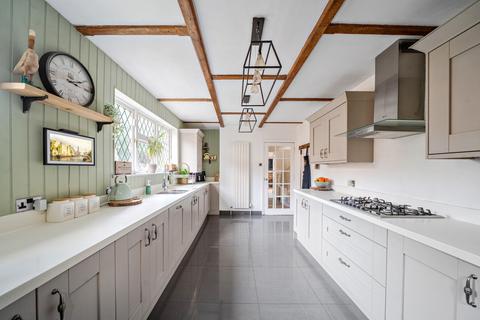 undefined, Oaklands Way, Bassett, Southampton, Hampshire, SO16