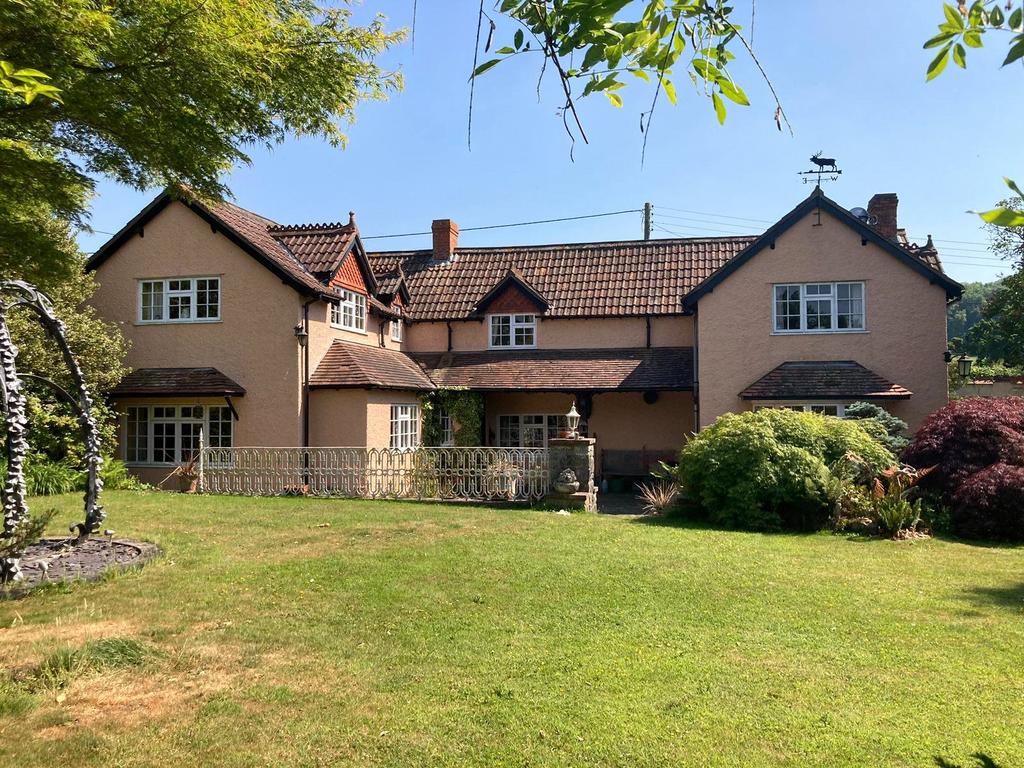 Dinghurst Road, Churchill, North Somerset, BS25 4 bed