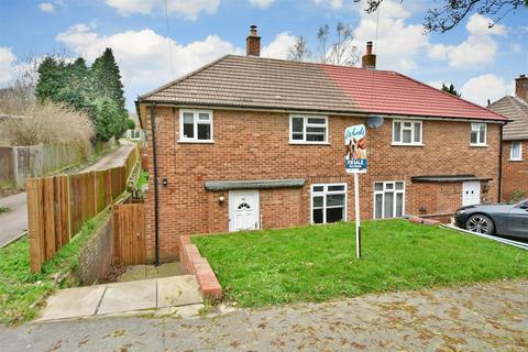 3 bedroom semi-detached house for sale - The Tideway, Rochester, Kent