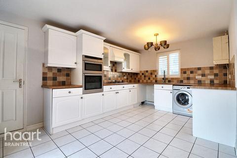 5 bedroom semi-detached house to rent, Denton Crescent, Braintree