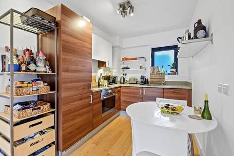 1 bedroom apartment for sale, Graham Road, London, E8