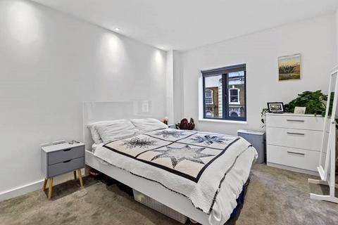 1 bedroom apartment for sale, Graham Road, London, E8