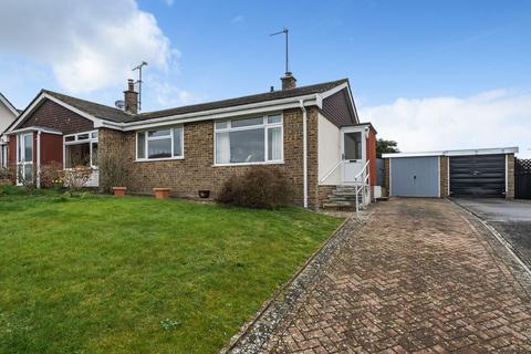 2 bedroom semi-detached bungalow for sale - Melrose Avenue, Warminster, BA12
