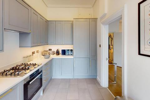 2 bedroom flat to rent, Rutland Gate, Knightsbridge, London