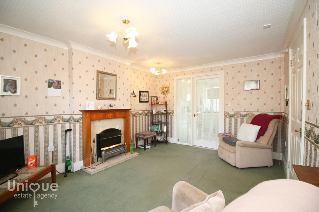 Elsinore Close, Fleetwood, FY7 2 bed terraced house for sale £59,950