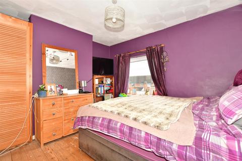 50 Constitution Hill, Snodland, ME6 5DH