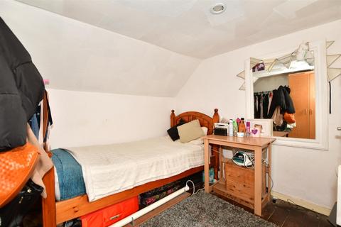 50 Constitution Hill, Snodland, ME6 5DH