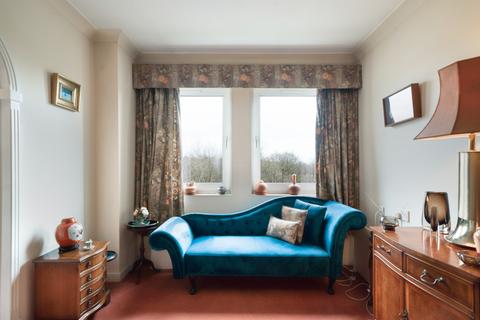 2 bedroom flat for sale - 32 Fairview Court, 46 Main Street, Milngavie, East Dunbartonshire, G62 6BU