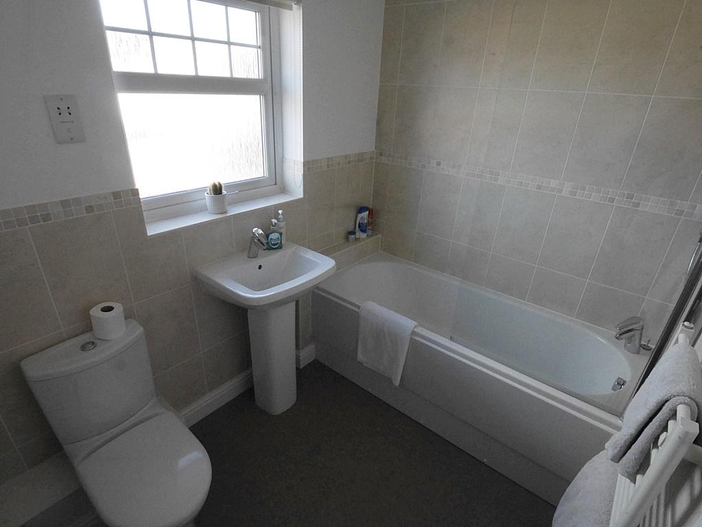 20 Carlyle Place, Dumfries, DG1 3 FN - Braidwoods S