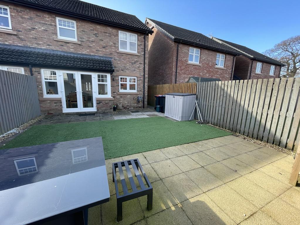 20 Carlyle Place, Dumfries, DG1 3 FN - Braidwoods S