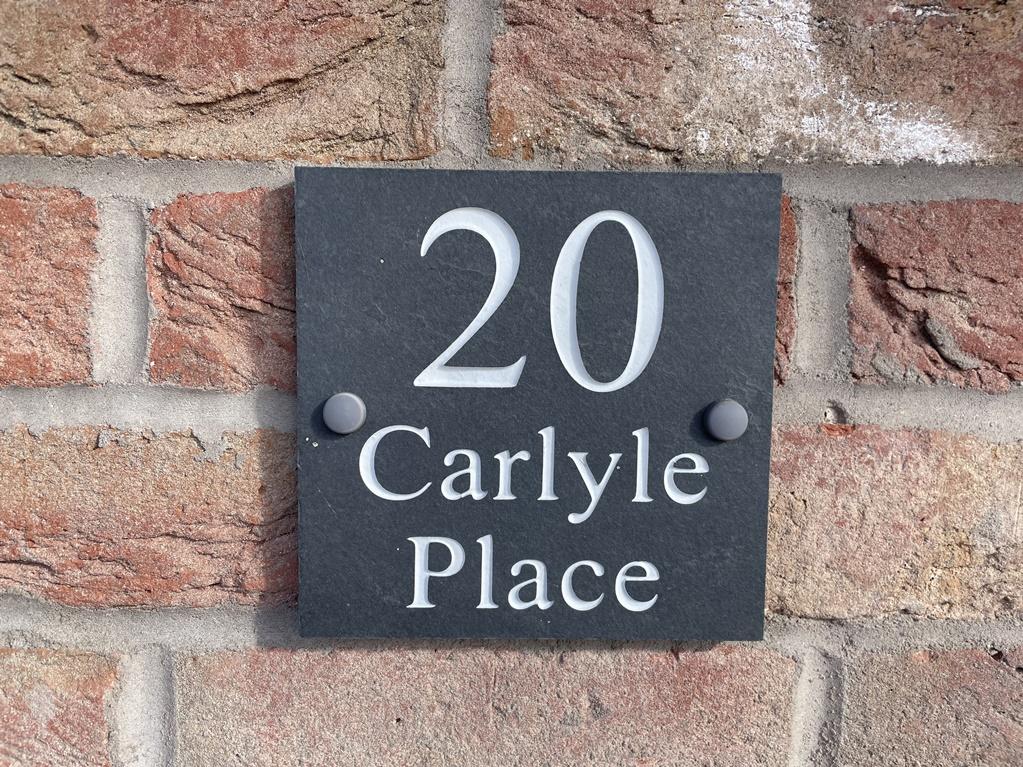 20 Carlyle Place, Dumfries, DG1 3 FN - Braidwoods S