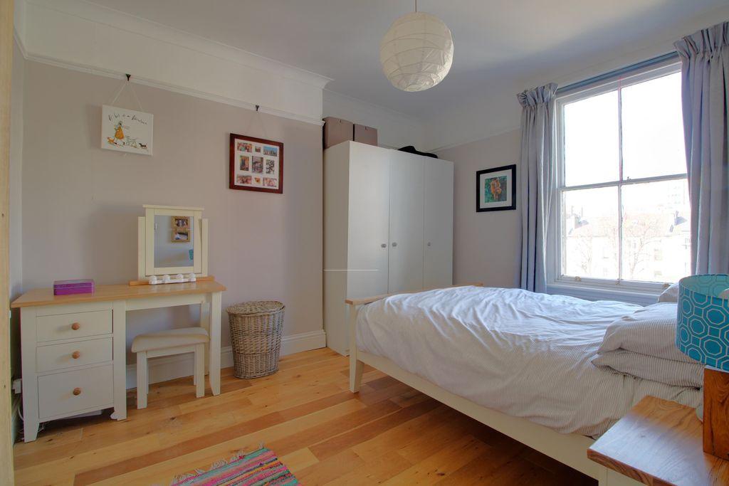 Bedroom 1 (Double)