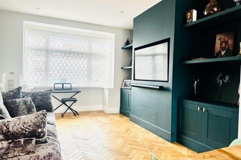 3 bedroom semi-detached house to rent, Premier Avenue, Grays, Essex, RM16