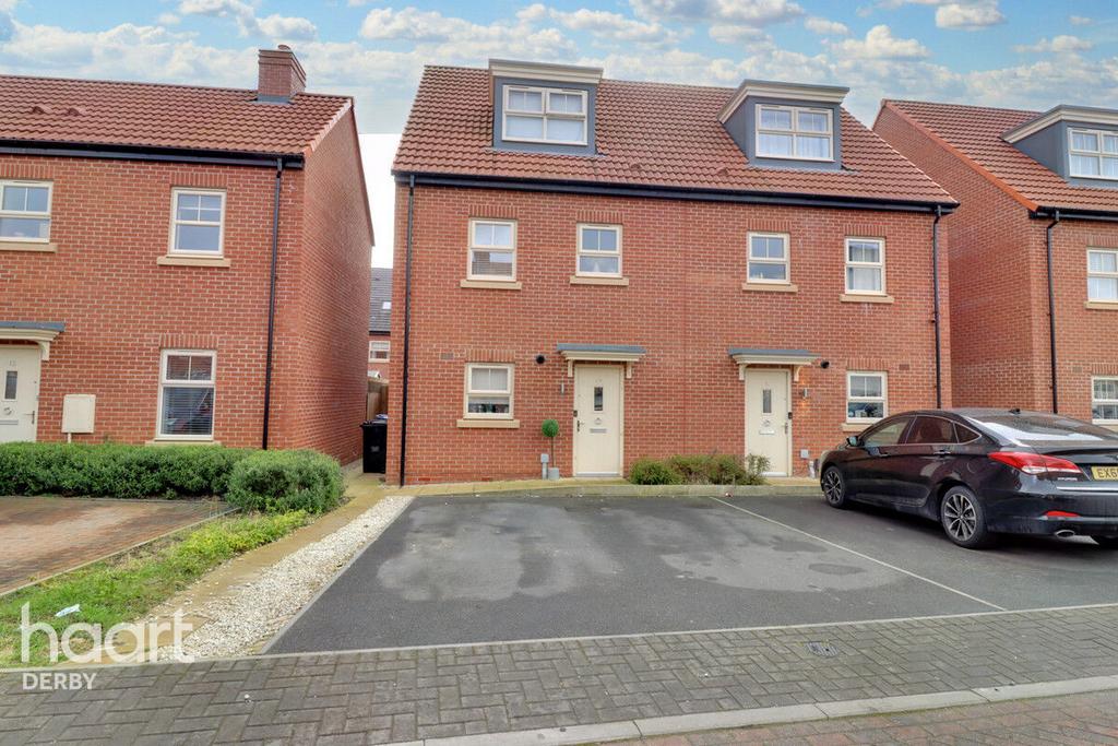 Belmont Close, Mackworth, Derby 4 bed semidetached house for sale £