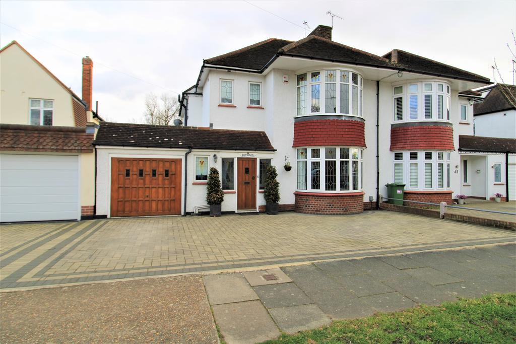 Parkland Avenue, Upminster RM14 3 bed semidetached house £965,000