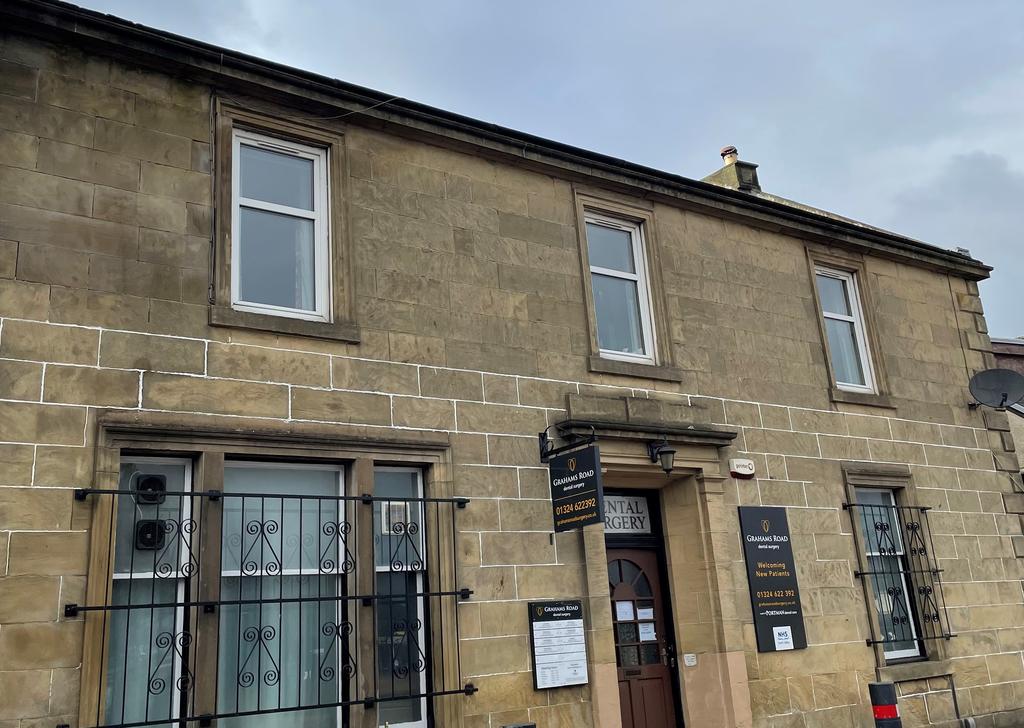 Grahams Road, Falkirk, FK1 3 bed flat £725 pcm (£167 pw)
