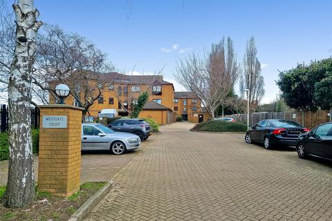 Westgate Court, Waltham Cross, EN8