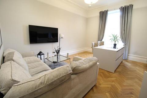2 bedroom flat to rent, Union Street, Aberdeen, AB11