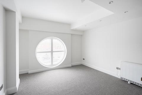 1 bedroom flat to rent, Flat  The Mill House, Ferry Street, BS1