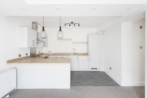 1 bedroom flat to rent, Flat  The Mill House, Ferry Street, BS1