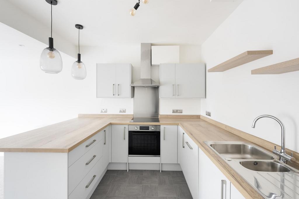 Kitchen ()