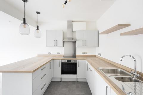 1 bedroom flat to rent, Flat  The Mill House, Ferry Street, BS1