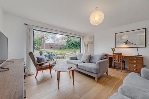 3 bedroom end of terrace house to rent, Green Dale Close,  East Dulwich, SE22