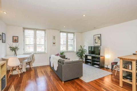1 bedroom flat for sale, BROMELLS ROAD, CLAPHAM COMMON SW4
