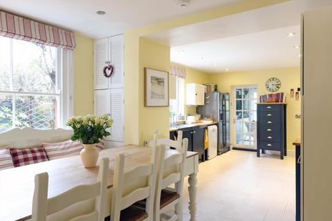 56 Leckhampton Road, Cheltenham, GL53 0BG