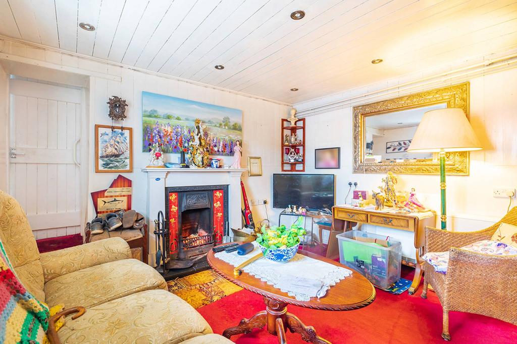 2 The Cliff Collieston, Ellon, AB41 8RR 3 bed detached house for sale