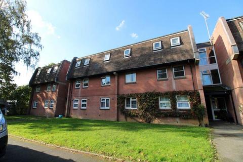 3 bedroom flat to rent, Moorlands Road, West Moors BH22