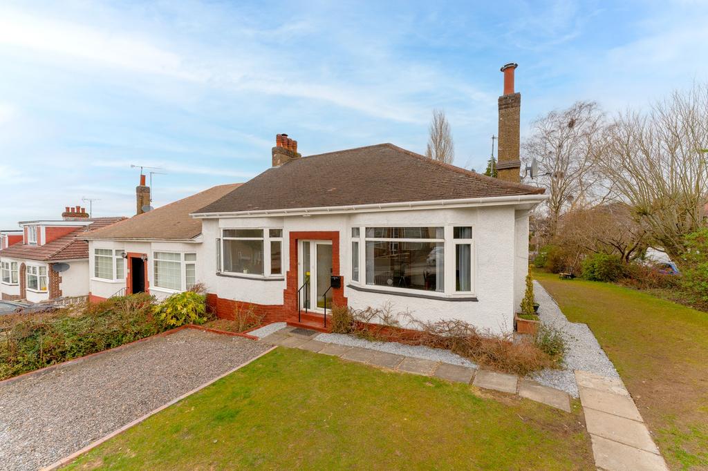 Lothian Drive, Clarkston, East... 2 bed bungalow £290,000