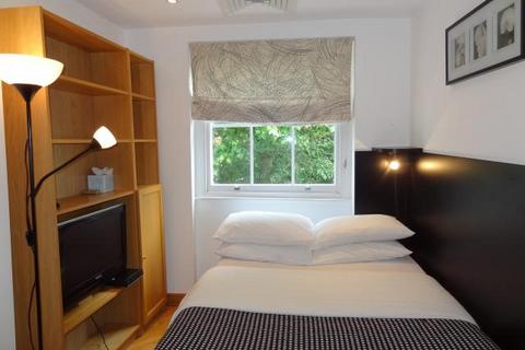 undefined, Cartwright Gardens, Bloomsbury, London, WC1H
