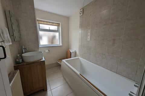 23 Long Row, Leiston, IP16 4AH