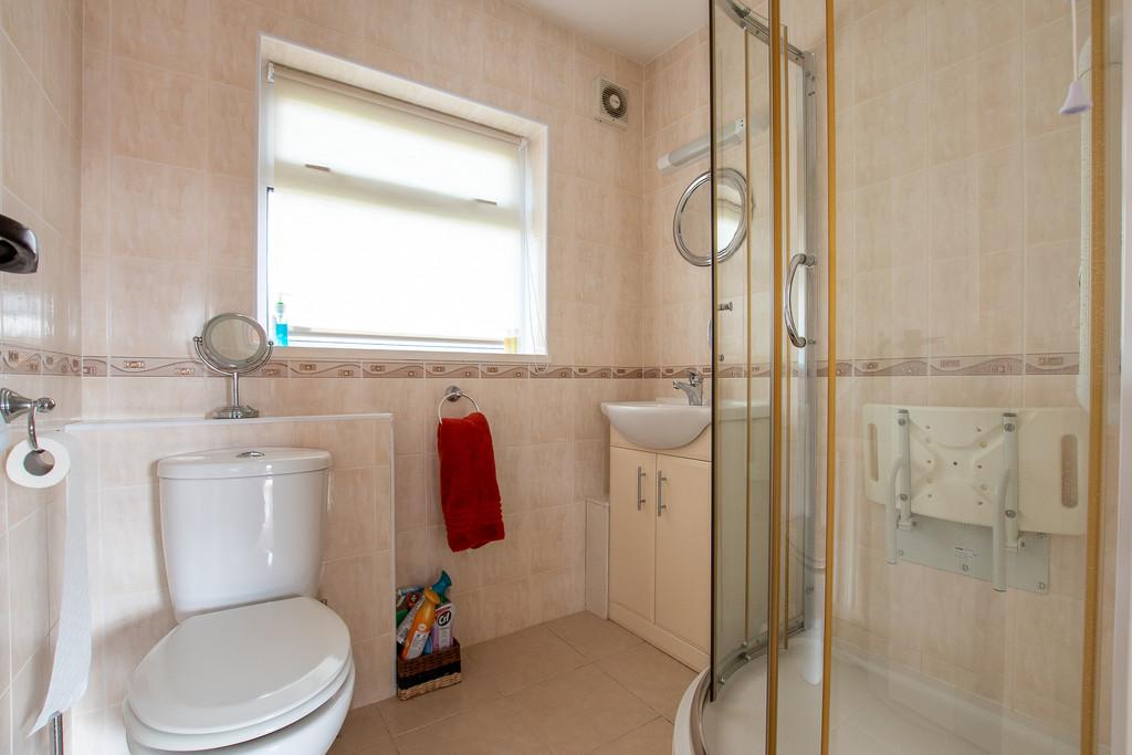 Smart shower room