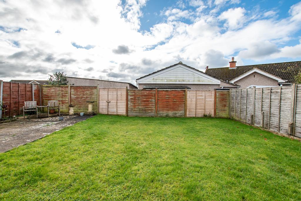 Generous rear garden 46 South Meadows