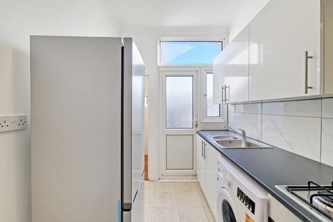 7 Lloyd Avenue, London, SW16 5RA
