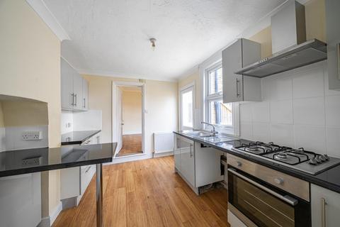 40 Buxton Road, Thornton Heath, CR7 7HG