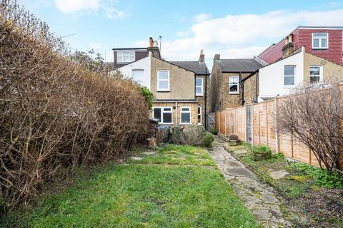 40 Buxton Road, Thornton Heath, CR7 7HG