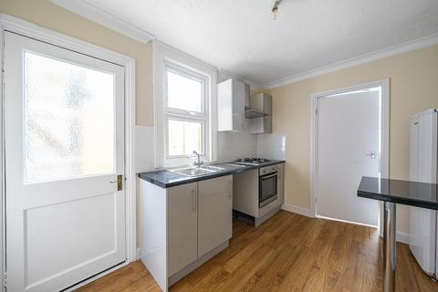 40 Buxton Road, Thornton Heath, CR7 7HG