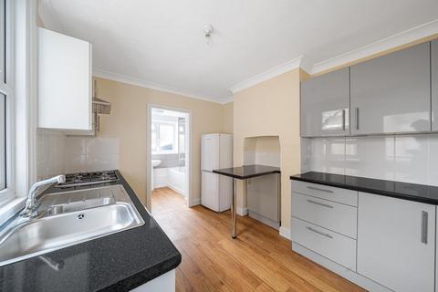 40 Buxton Road, Thornton Heath, CR7 7HG