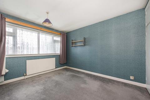 12 Raymond Close, Colnbrook, Slough, SL3 0PR