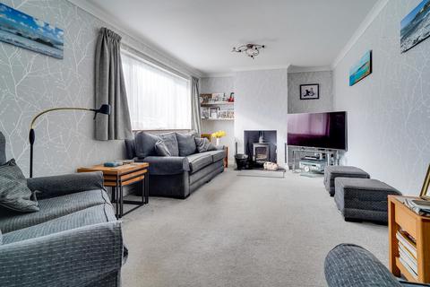 6 Tower Close, Bassingbourn, Royston, SG8 5JX