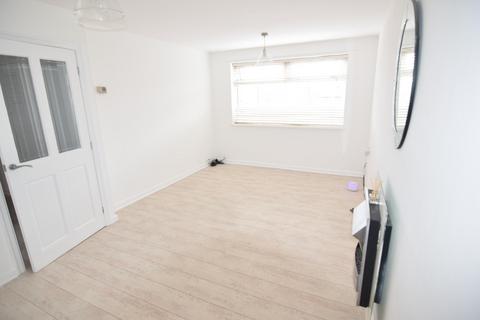 2 bedroom apartment to rent, Dutton Road, Blackpool