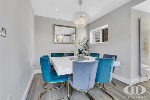 undefined, Kevin Close, Hounslow