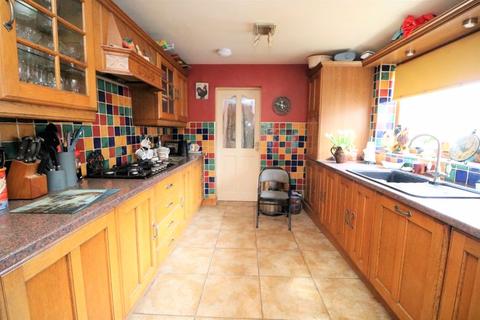 95 Daw End Lane, Rushall, Walsall, WS4 1JP