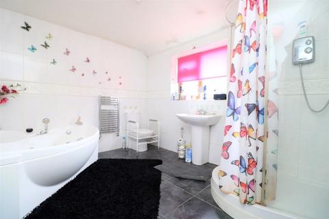 95 Daw End Lane, Rushall, Walsall, WS4 1JP