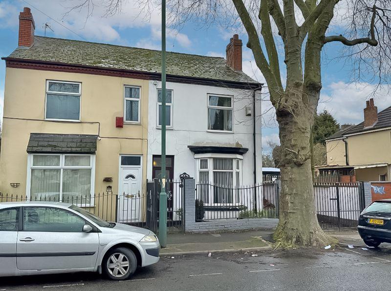 Bloxwich Road, Bloxwich, Walsall 3 bed semidetached house for sale £