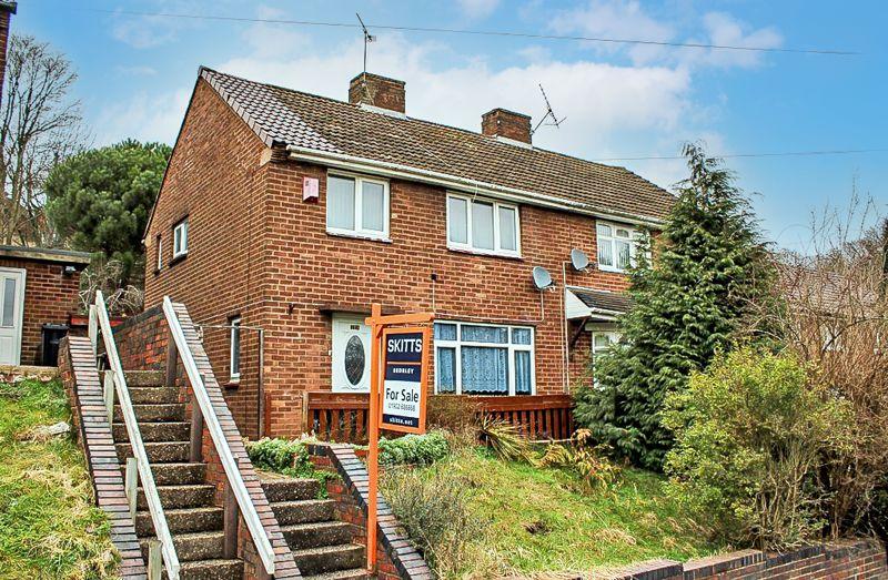 Uplands Road, DUDLEY, DY2 8BA 3 bed semidetached house £180,000