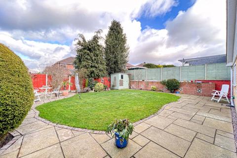 68 Aldridge Road, Streetly, Sutton Coldfield, B74 3TS